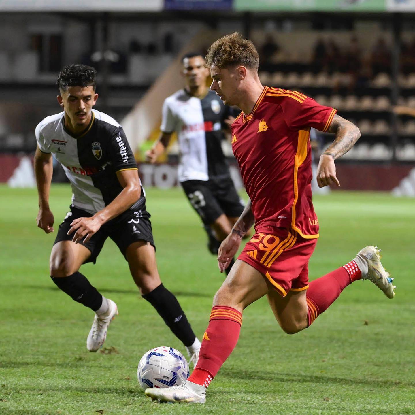 9game-关于尼斯训练开放日，今夜造点机会引欢呼，意甲在即，年轻球员得到机会的信息